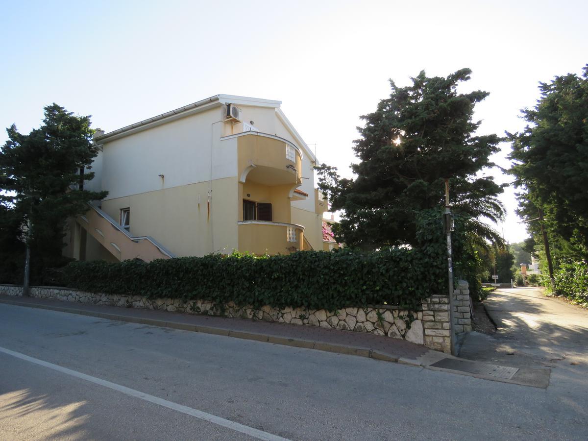 Apartments Palma Novalja Exterior foto